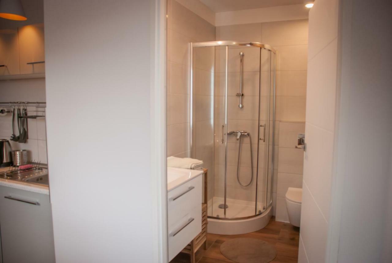 Noclegi "Boczna 5A" Apartamenty Goscinne Szczawno-Zdroj Exterior photo