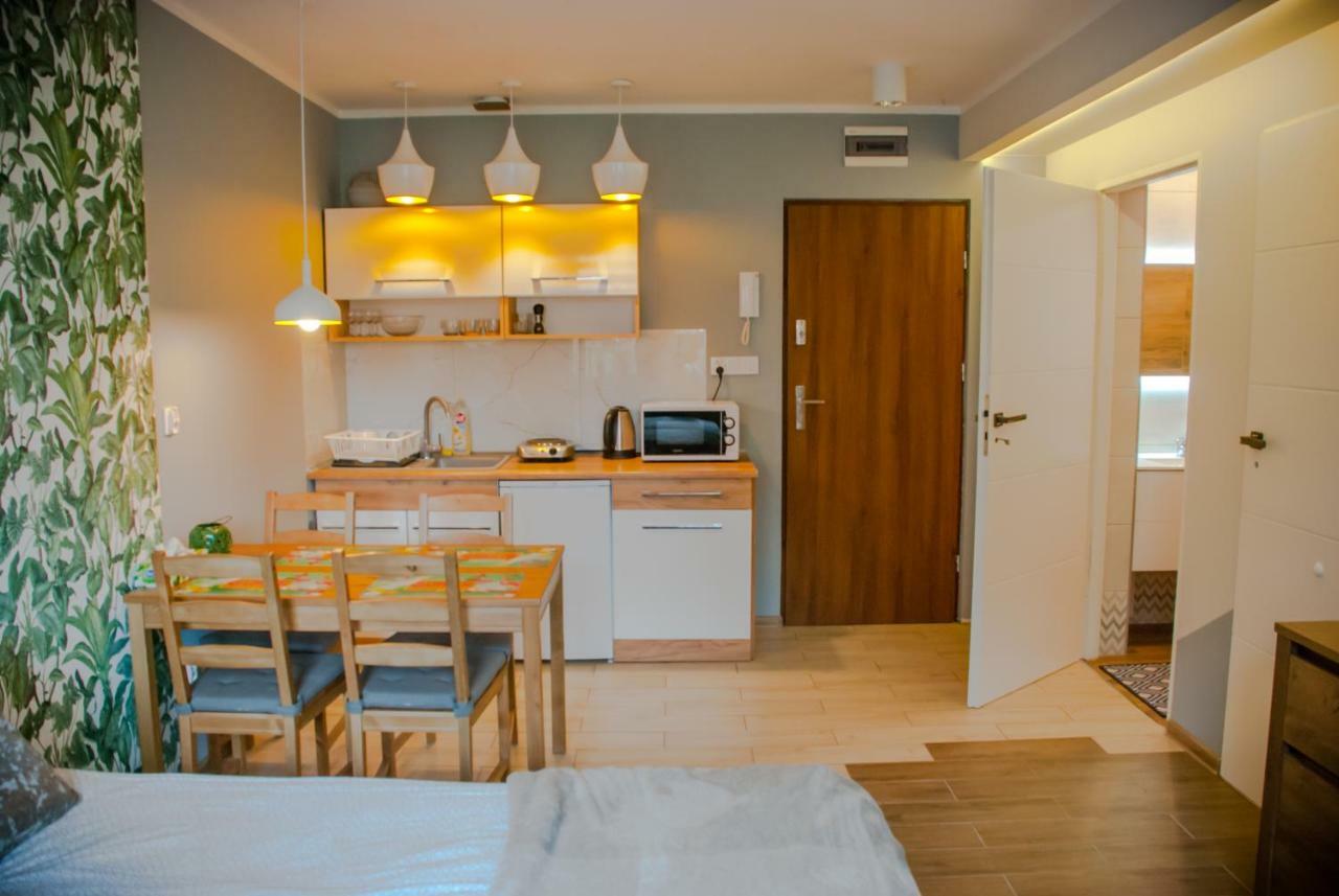 Noclegi "Boczna 5A" Apartamenty Goscinne Szczawno-Zdroj Exterior photo