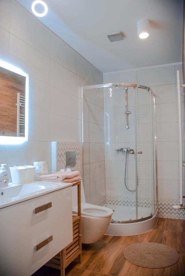 Noclegi "Boczna 5A" Apartamenty Goscinne Szczawno-Zdroj Exterior photo
